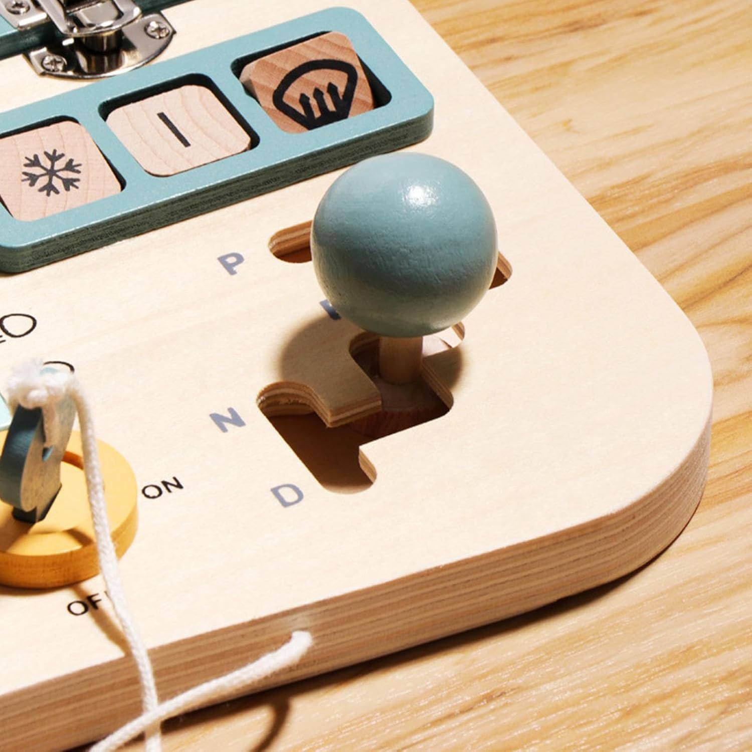 Busy Board Volan Barcă din Lemn – Panou de Navigație pentru Copii