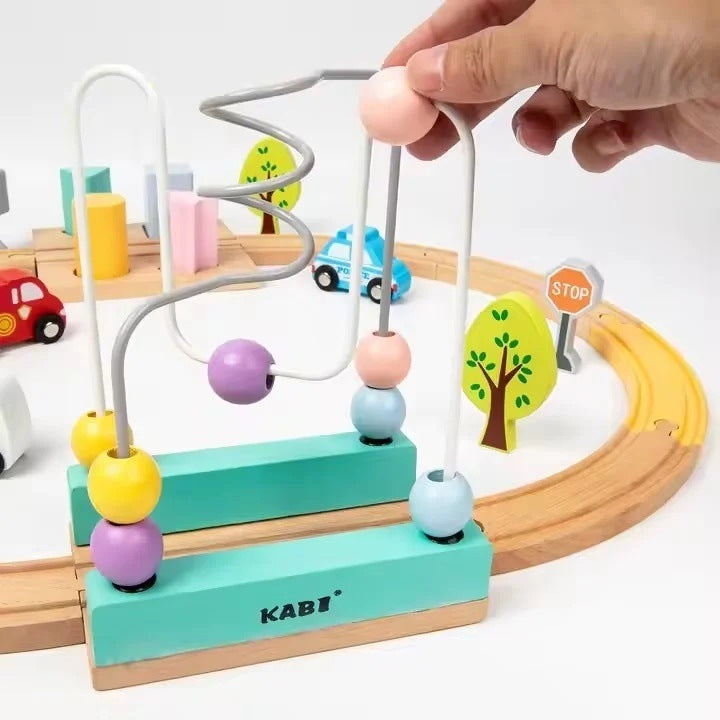 Set tren din lemn cu circuit și labirint cu bile – KABI Beads Coast Train